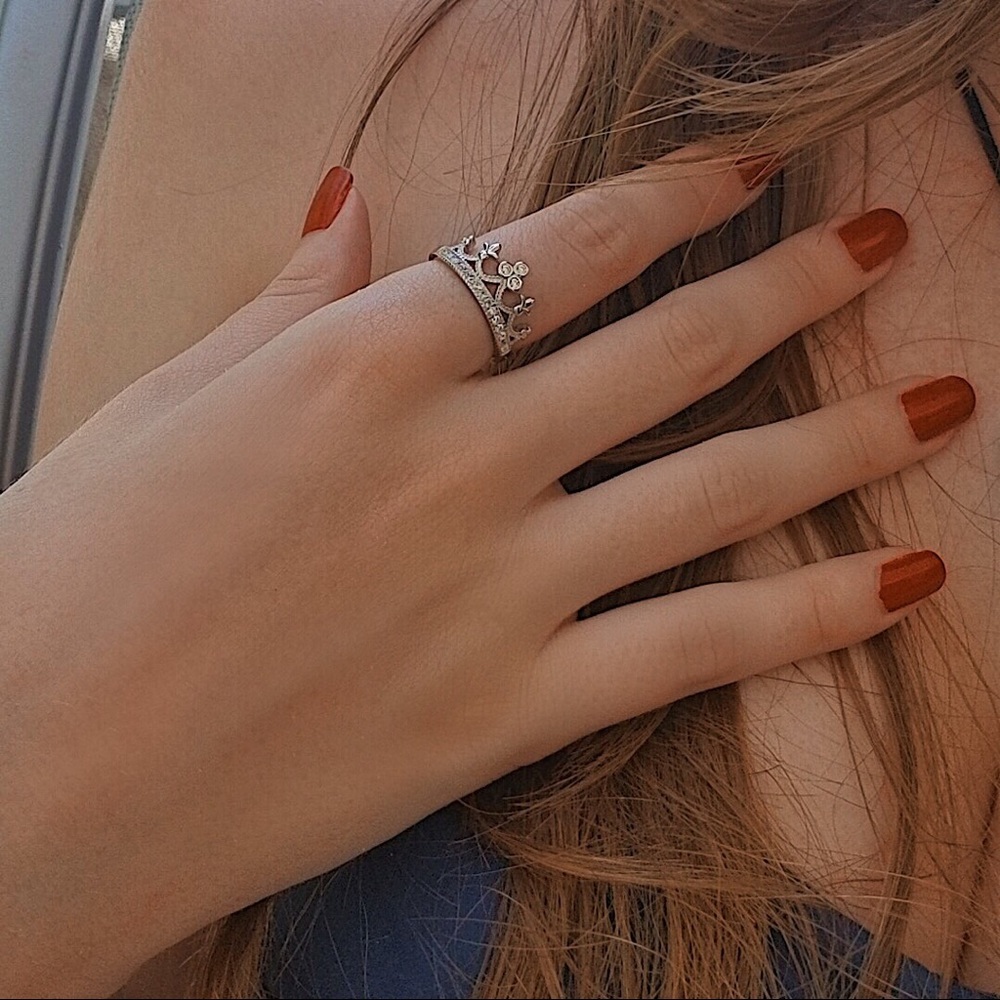 .925 Sterling Silver Queen / Princess Crown Ring - Picture 2 of 5
